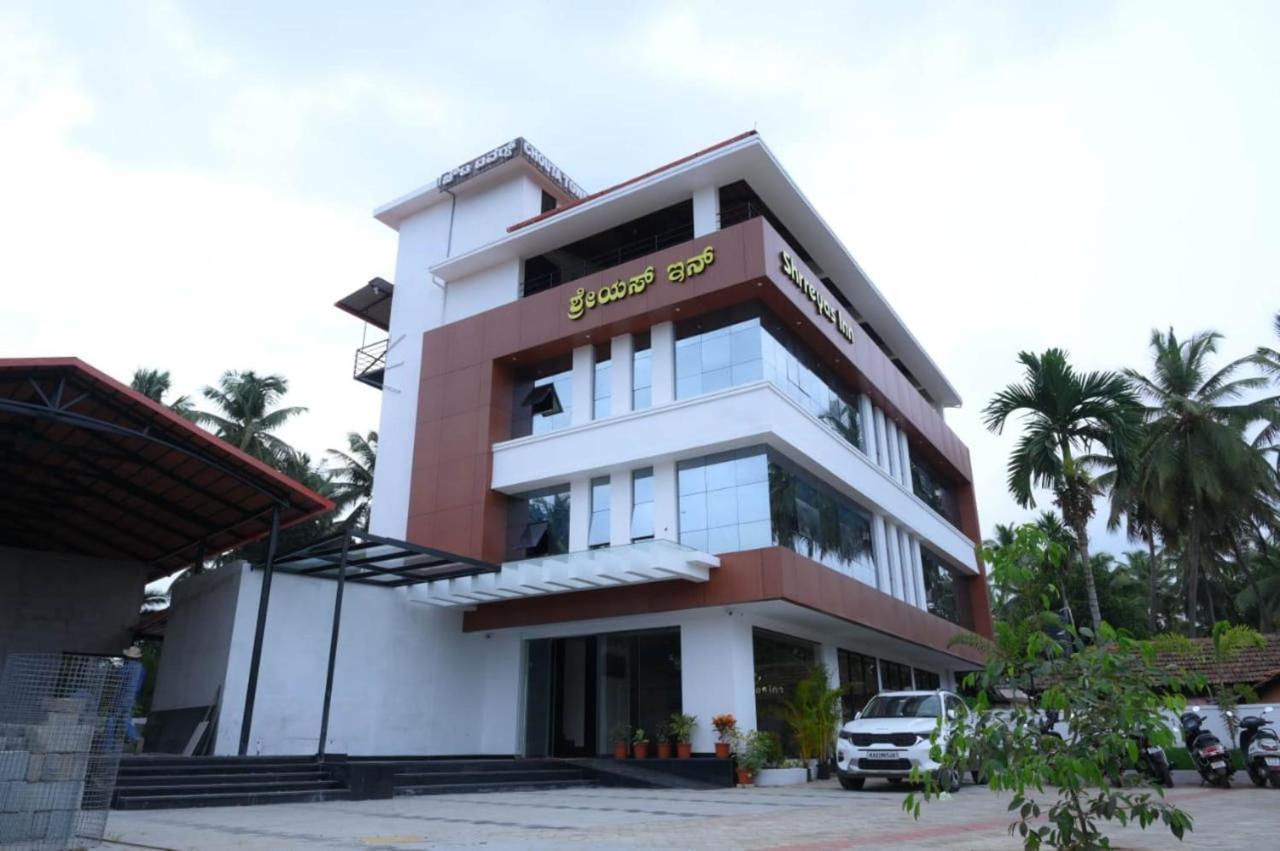 Shrreyas Inn Boarding & Lodging Kundapur Exteriör bild