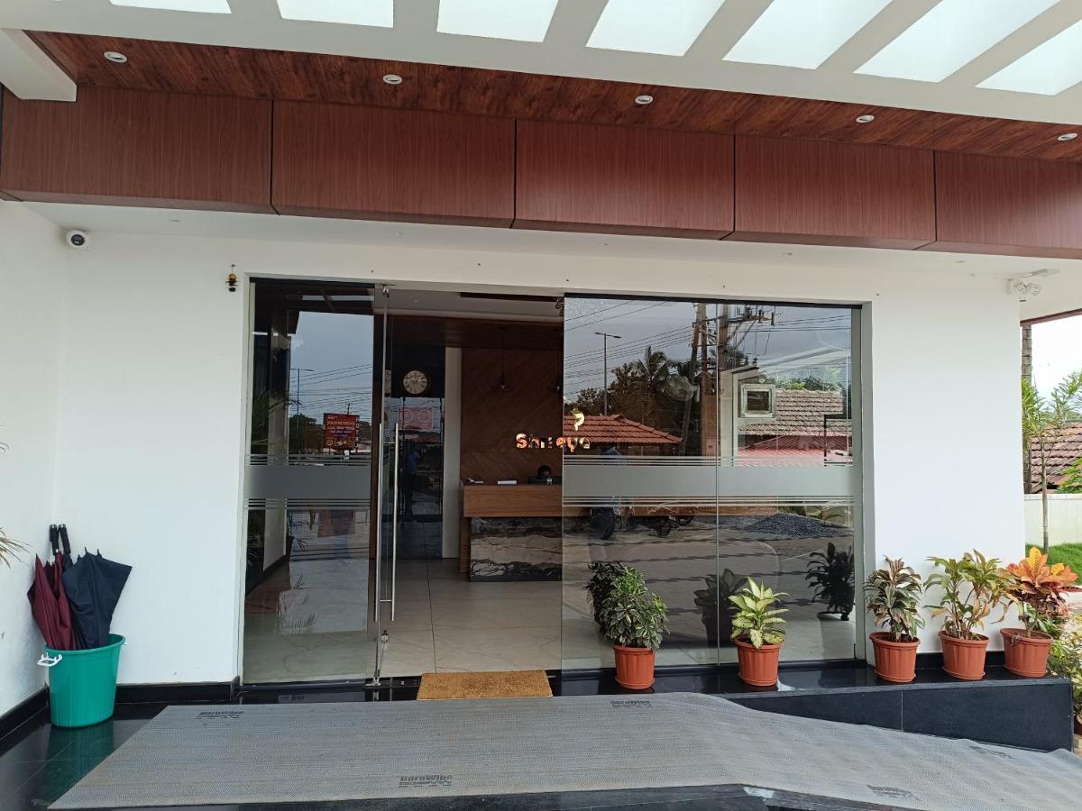 Shrreyas Inn Boarding & Lodging Kundapur Exteriör bild