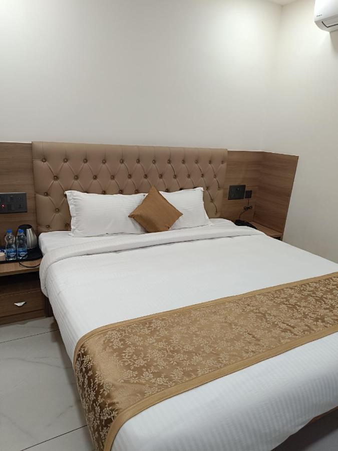 Shrreyas Inn Boarding & Lodging Kundapur Exteriör bild